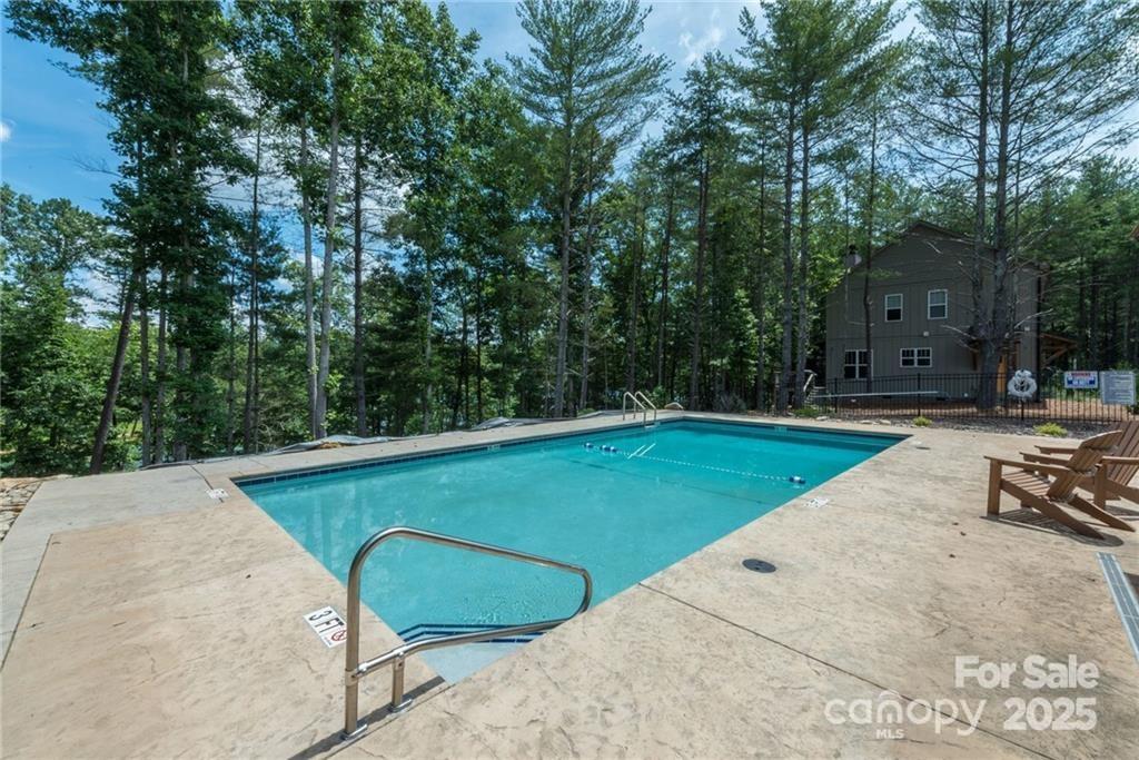 The Peninsula at Lake James - Land