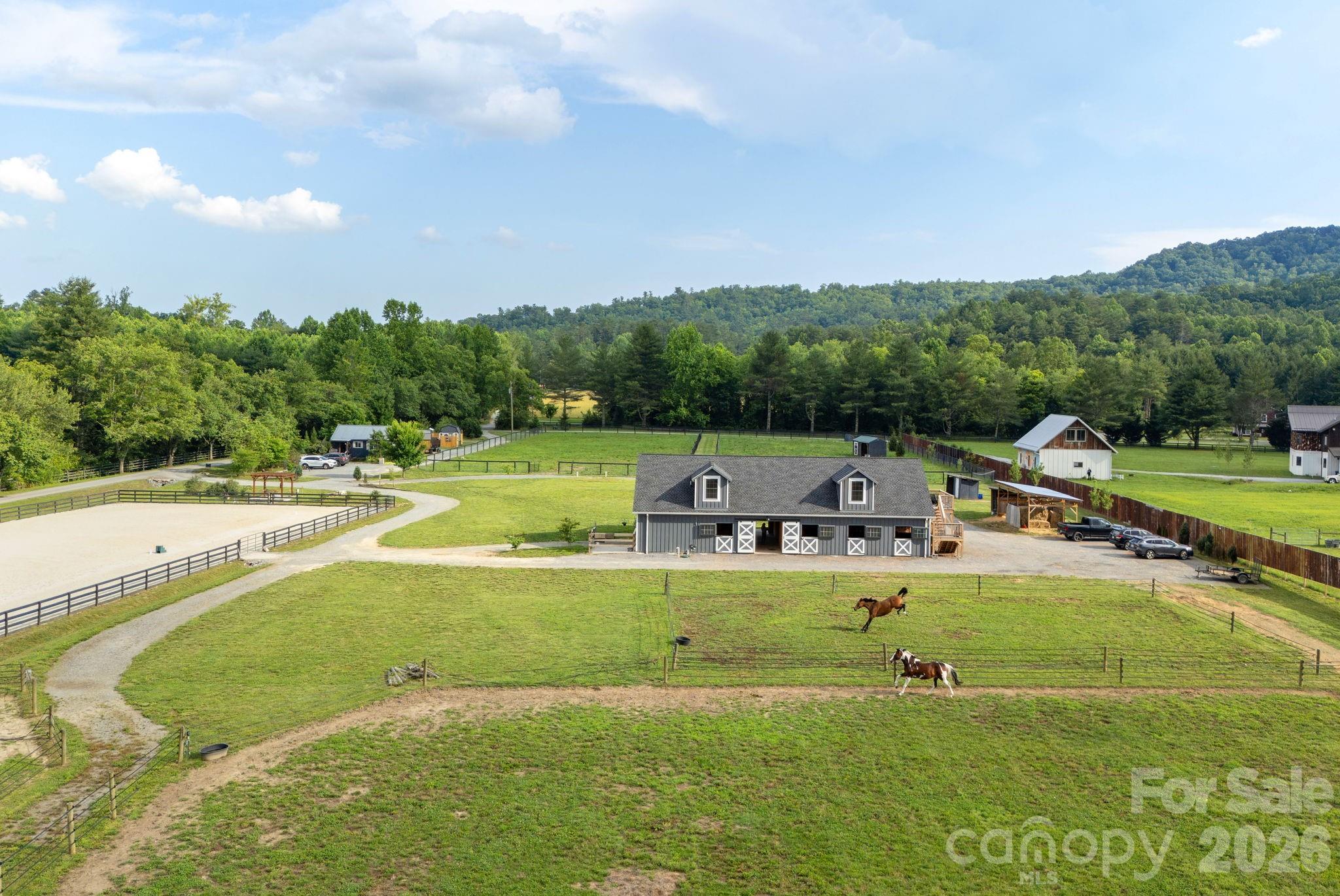 261 & 277 Bent River Farm Road