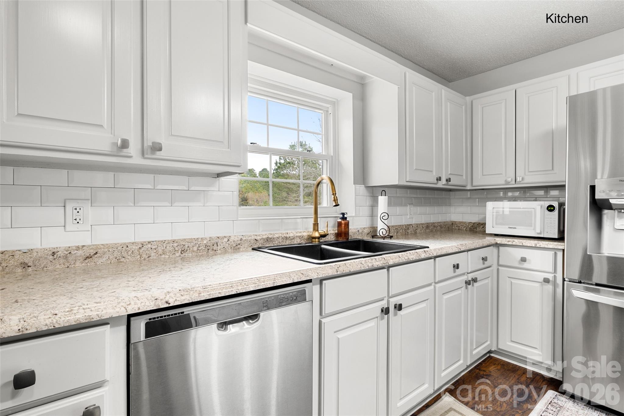 4661 Willie Bayne Lane