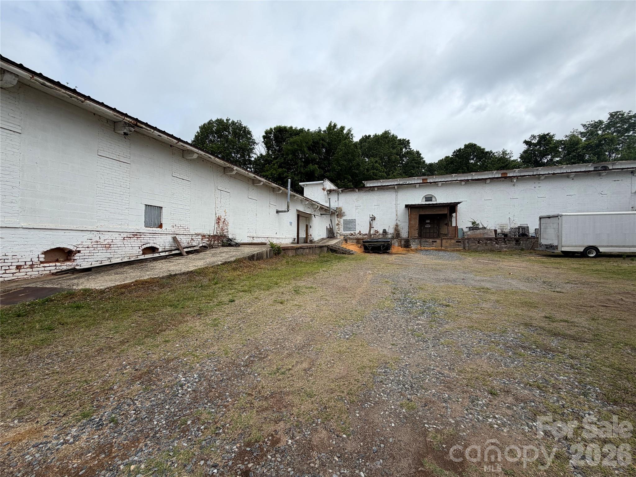 205 E Alabama Avenue