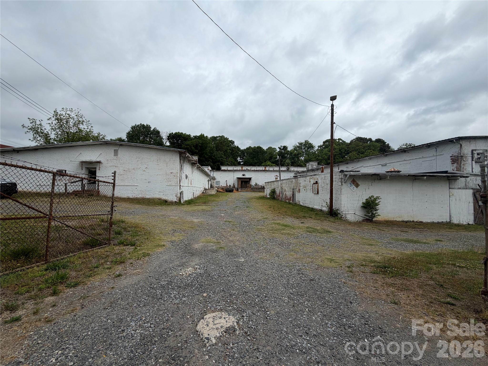 205 E Alabama Avenue