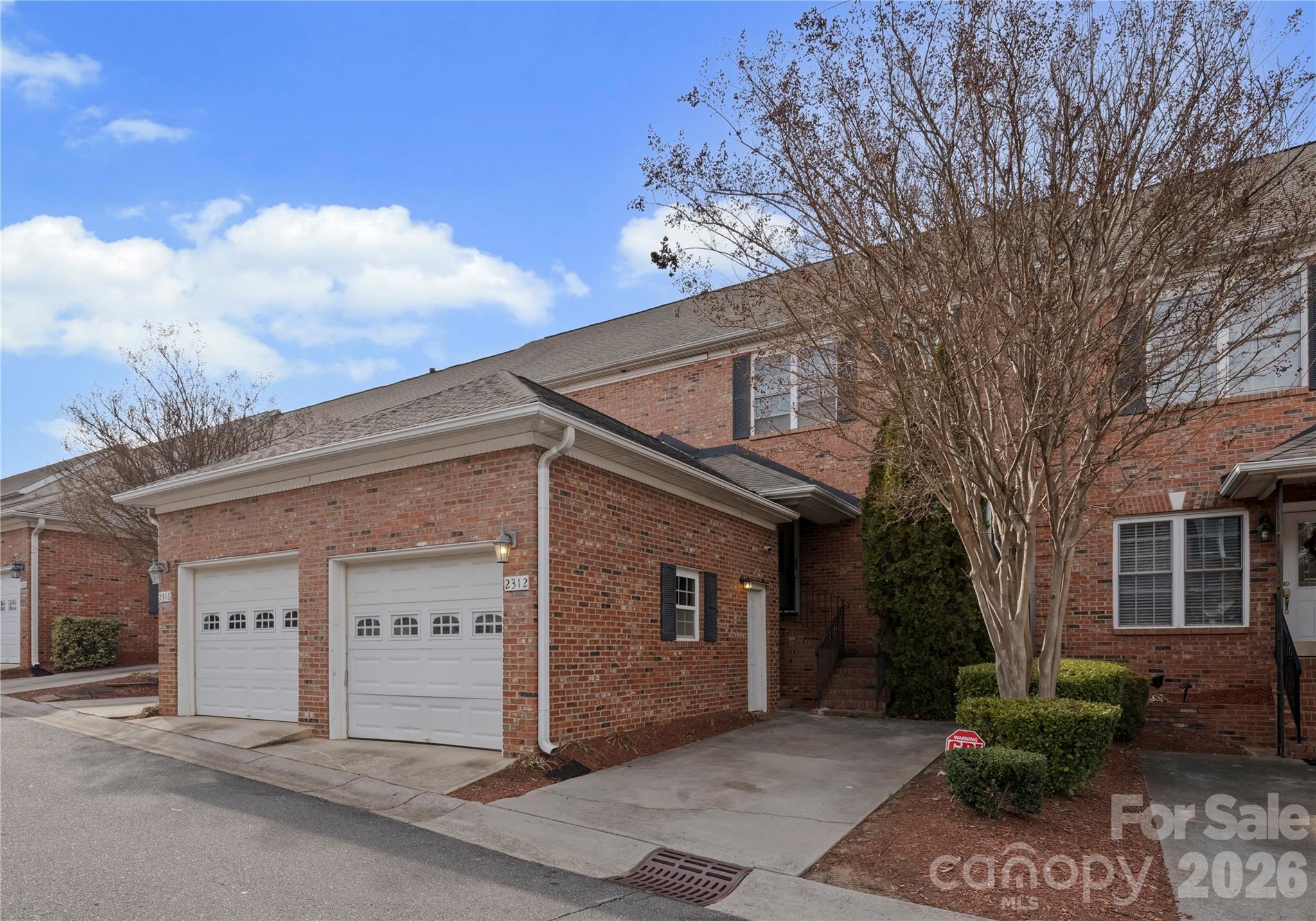 Adare Townhomes - Residential