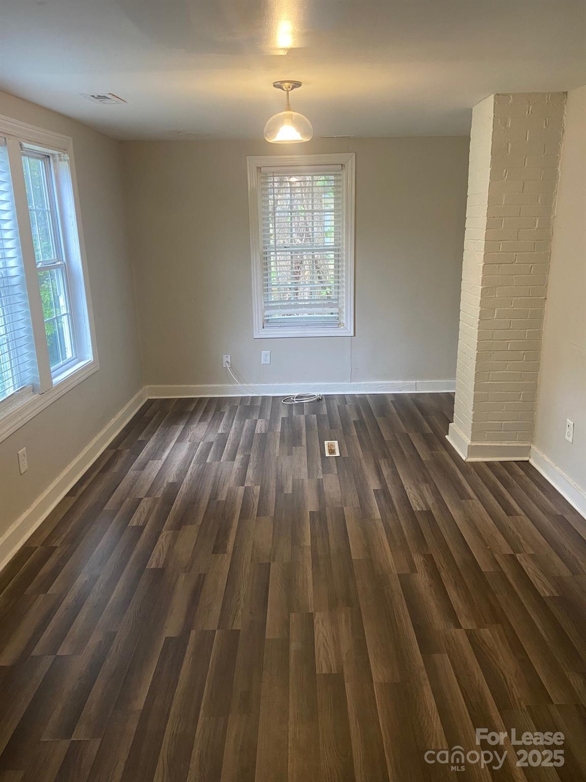 3931 Bearwood Avenue