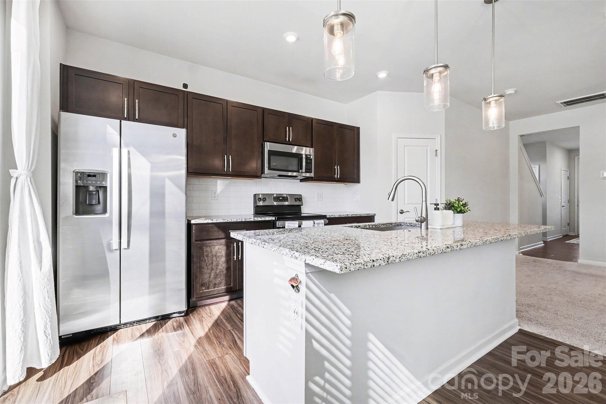 Fifteen 15 Cannon - Residential