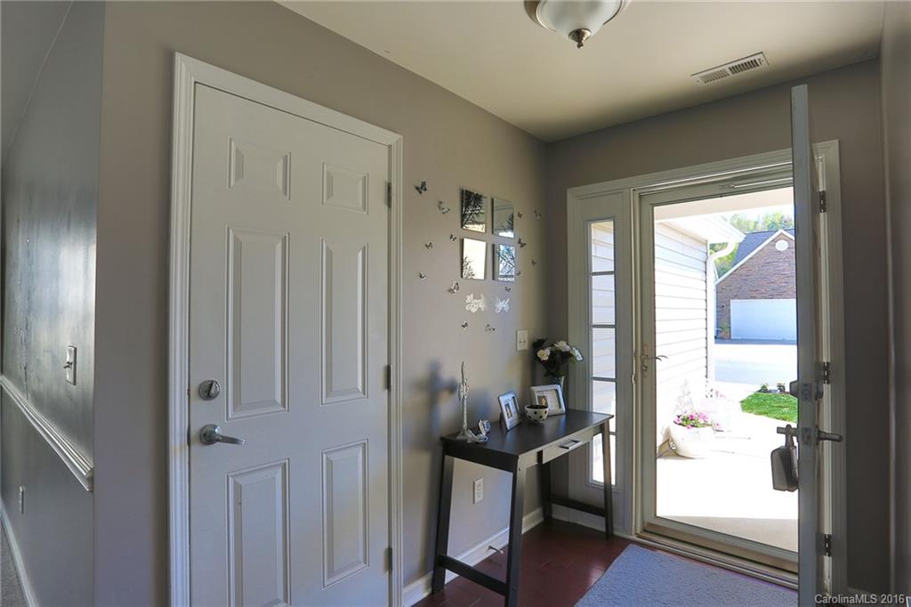 Wolf Chase - Residential