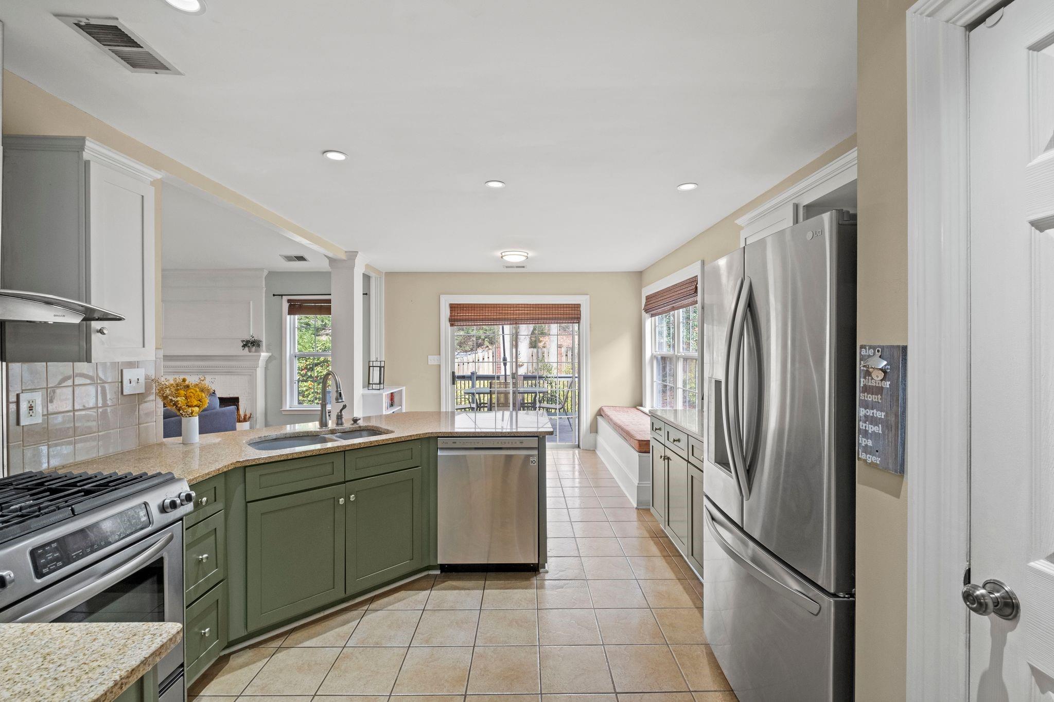 Harbor Club - Residential