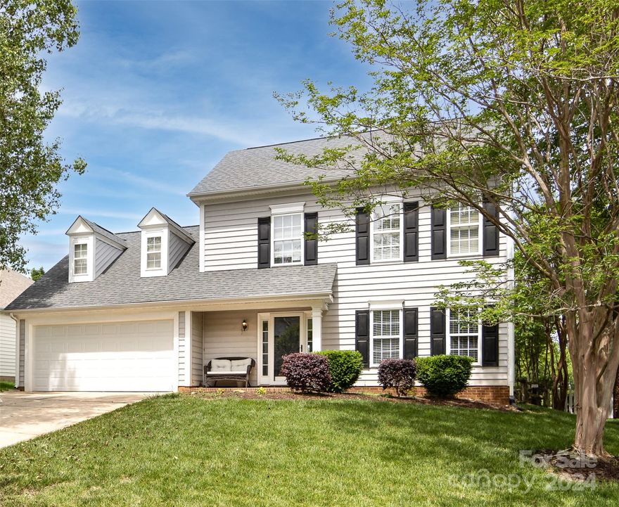 Welcome to your new home in amenity rich Brandon Oaks!  This low maintenance home is 3 bedrooms with 2 1/2 bathrooms.  It has a living room, dining room, den, kitchen, and laundry room on the first floor.  The living room, dining room and den have hardwood floors.  The kitchen is up to date with granite countertops, stainless steel appliances, tile backsplash and a pantry.  This is the perfect house for people who like to entertain the kitchen is open to the den.  There is a 20 x 20 patio right off the kitchen.  Upstairs you'll find 3 bedrooms.  The carpet is only 4 years old.  The backyard in fenced, flat and it backs up to a common area so there are no neighbors behind you.  Brandon Oaks has a lot to offer 2 pools, parks, tennis courts, basketball courts and a walking trail.