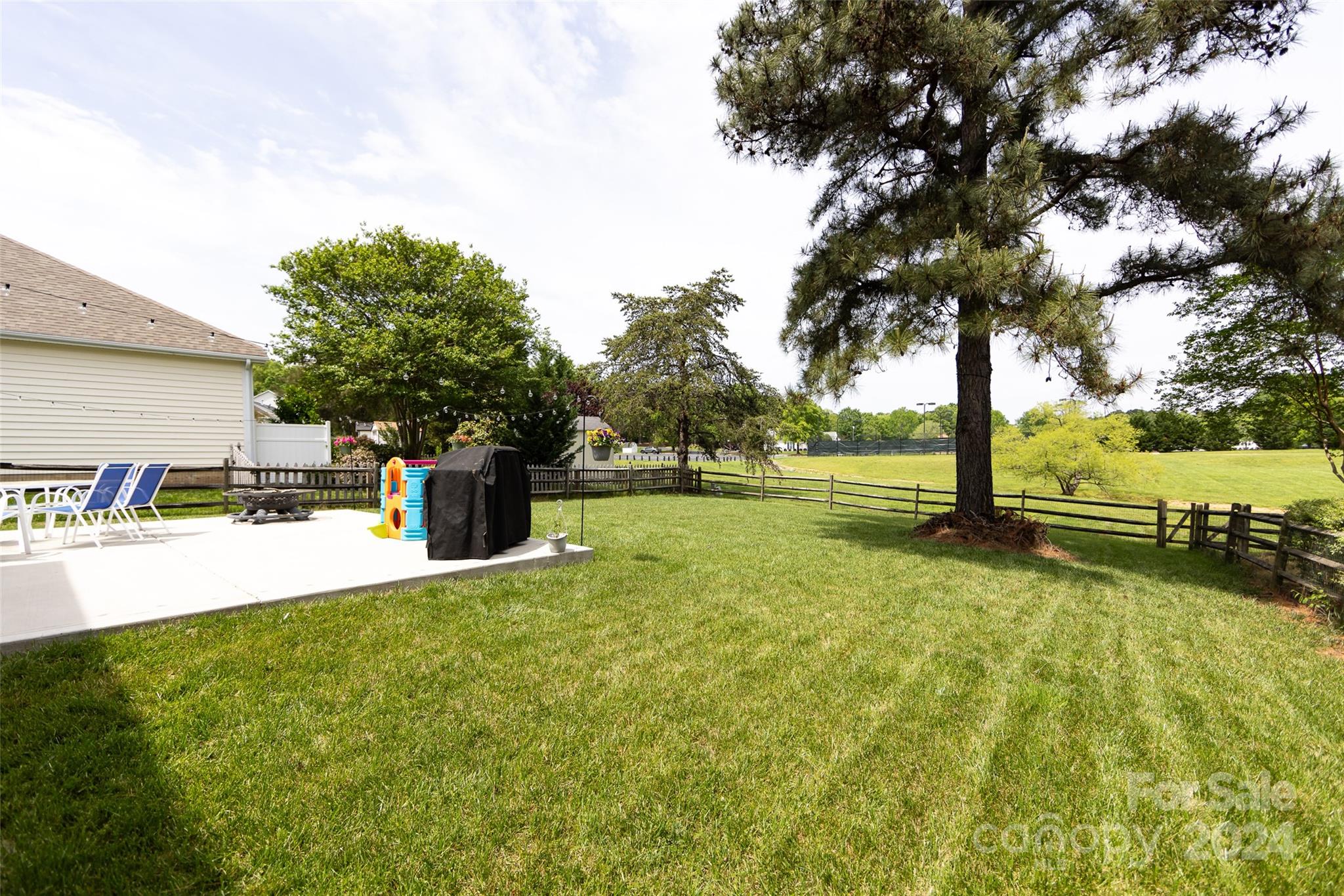 Brandon Oaks - Residential