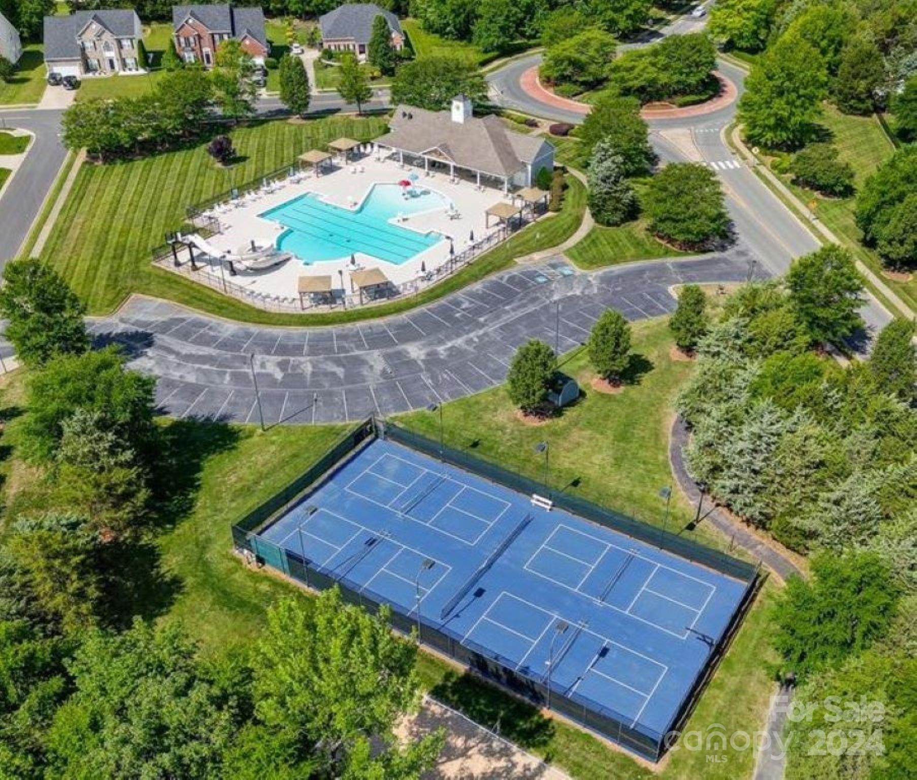 Brandon Oaks - Residential