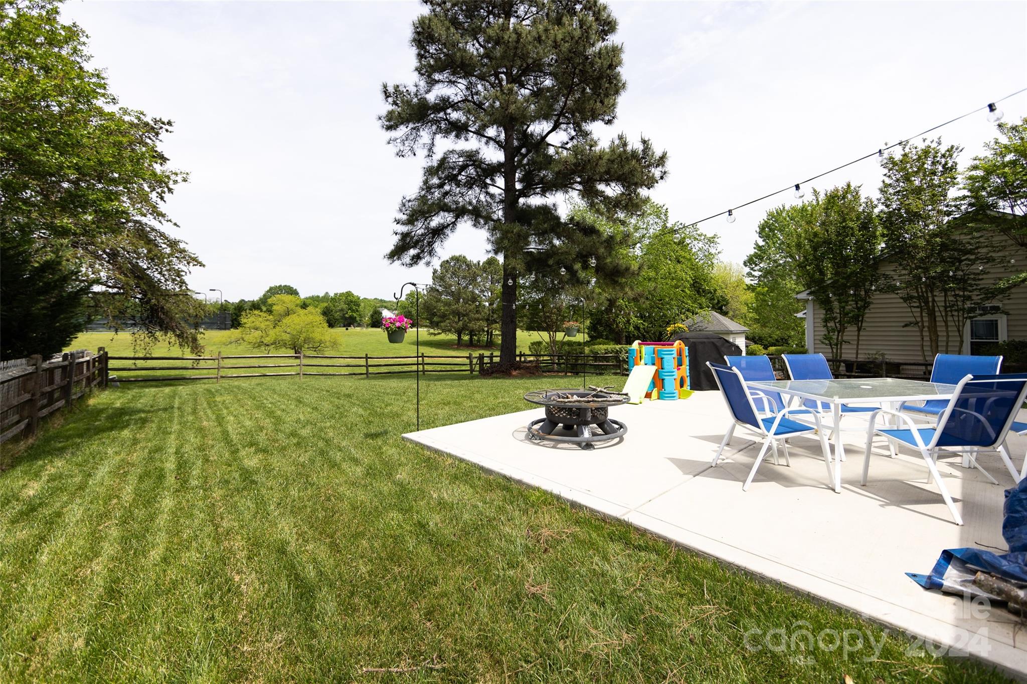 Brandon Oaks - Residential