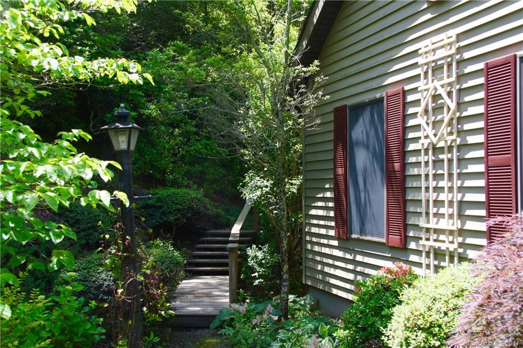 Christmount - Residential