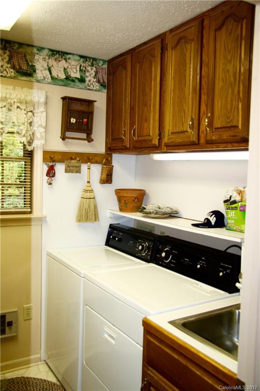 Christmount - Residential