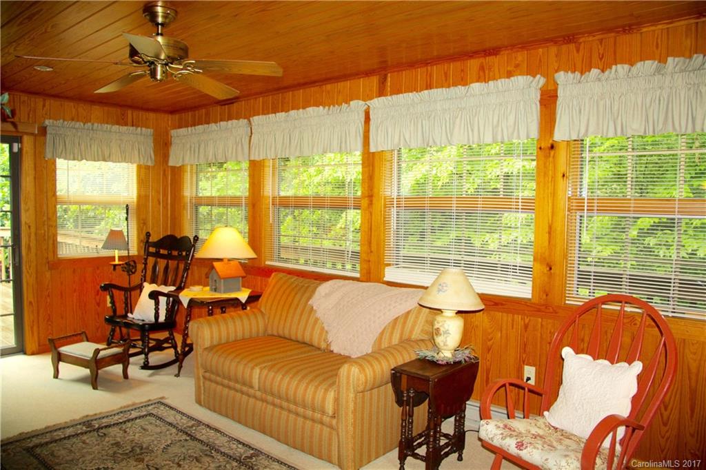 Christmount - Residential