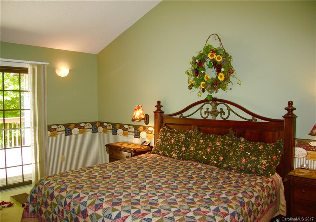 Christmount - Residential