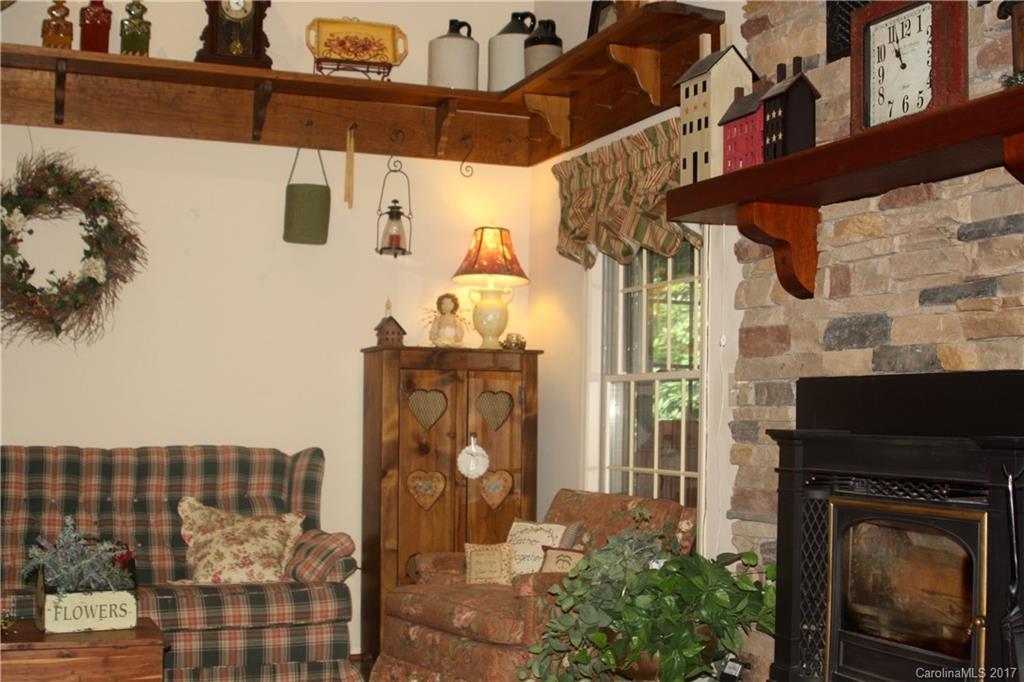 Christmount - Residential