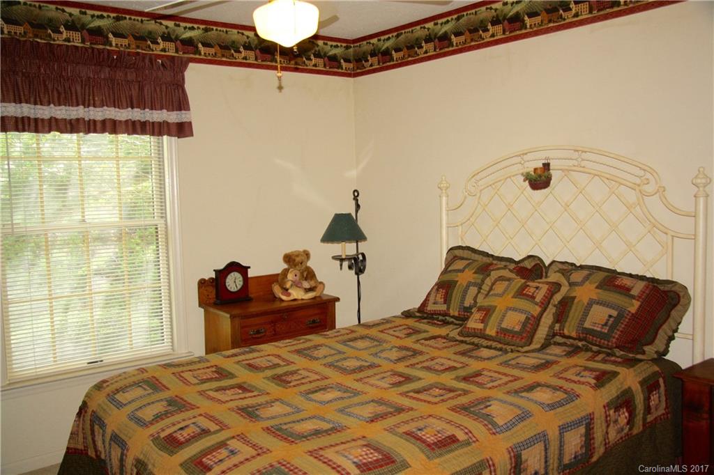 Christmount - Residential