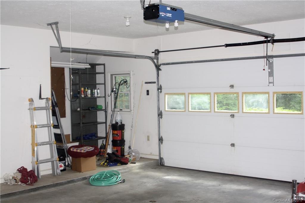 Christmount - Residential