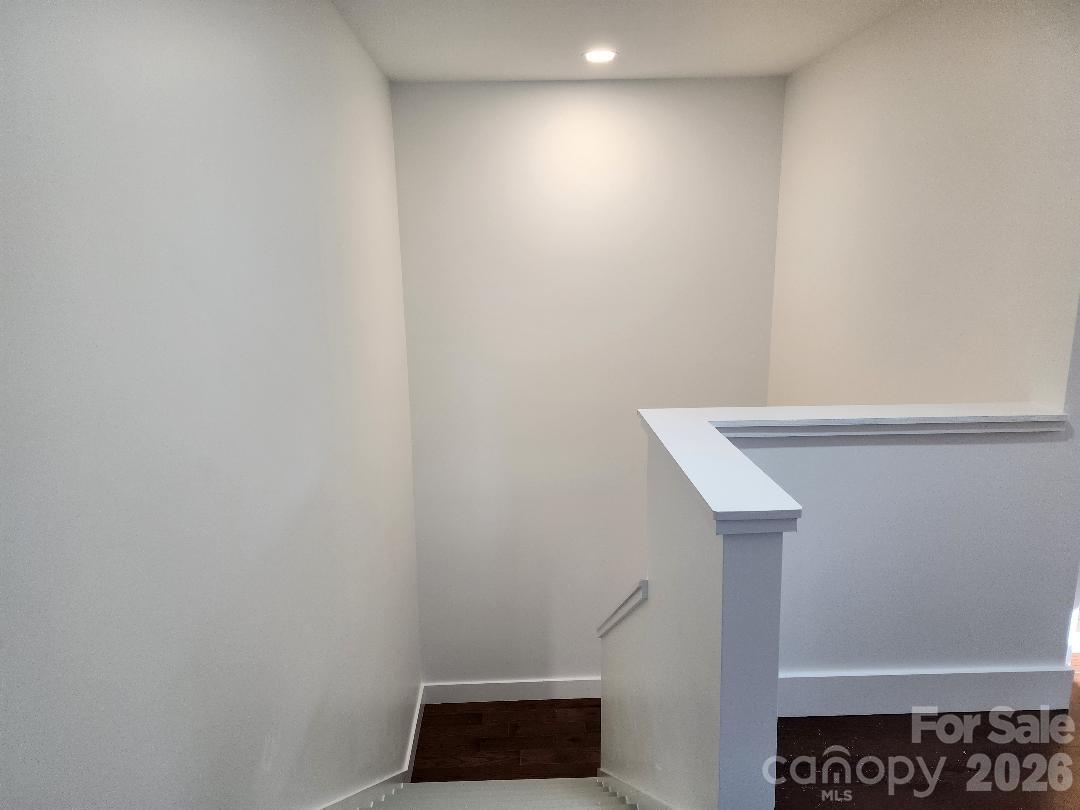 Hilltop - Residential