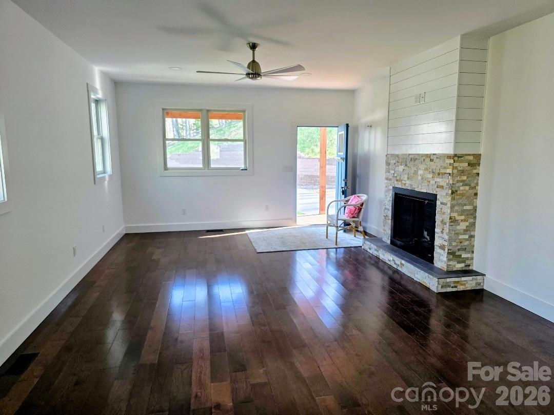 Hilltop - Residential