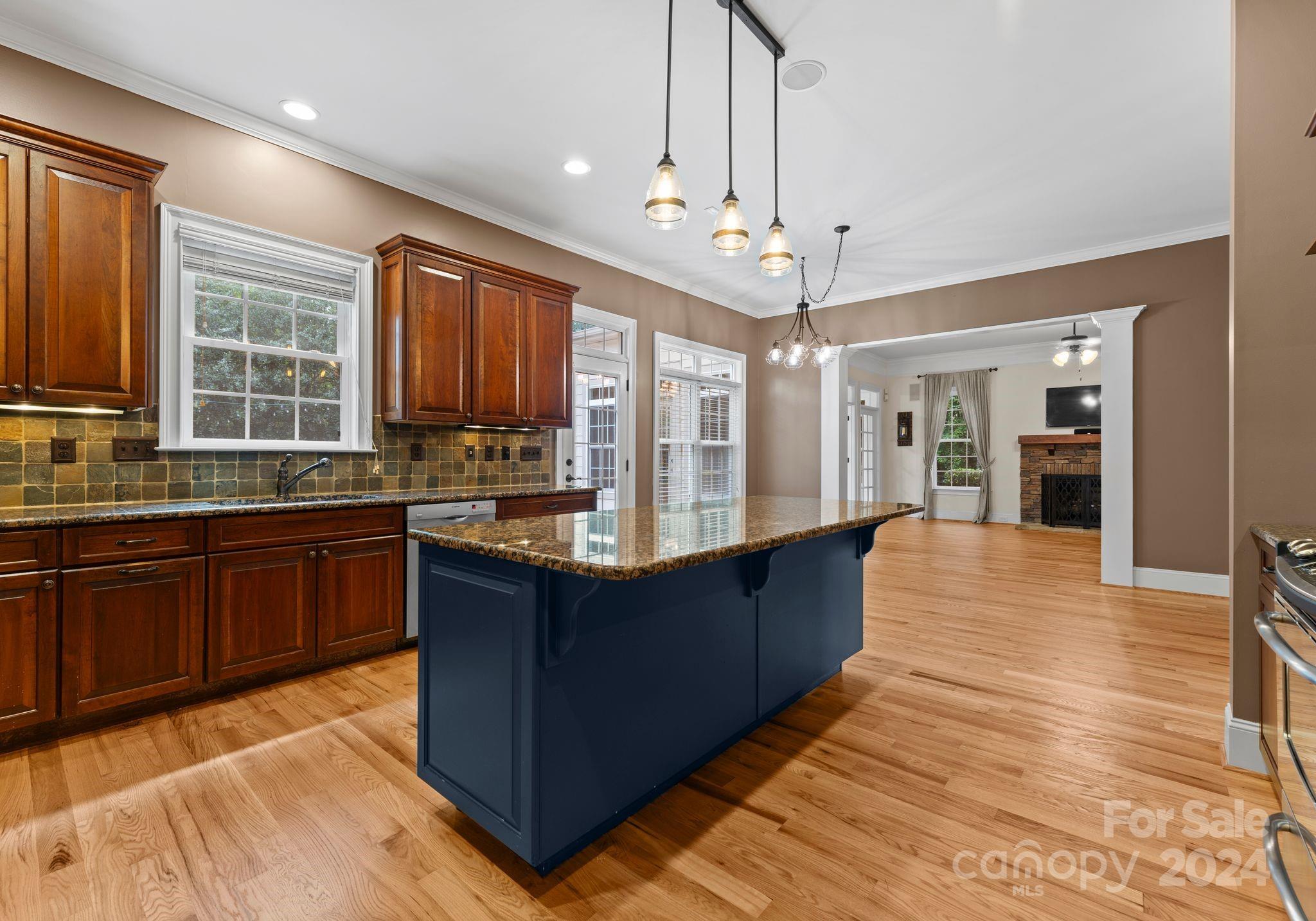 124 Streamwood Road
