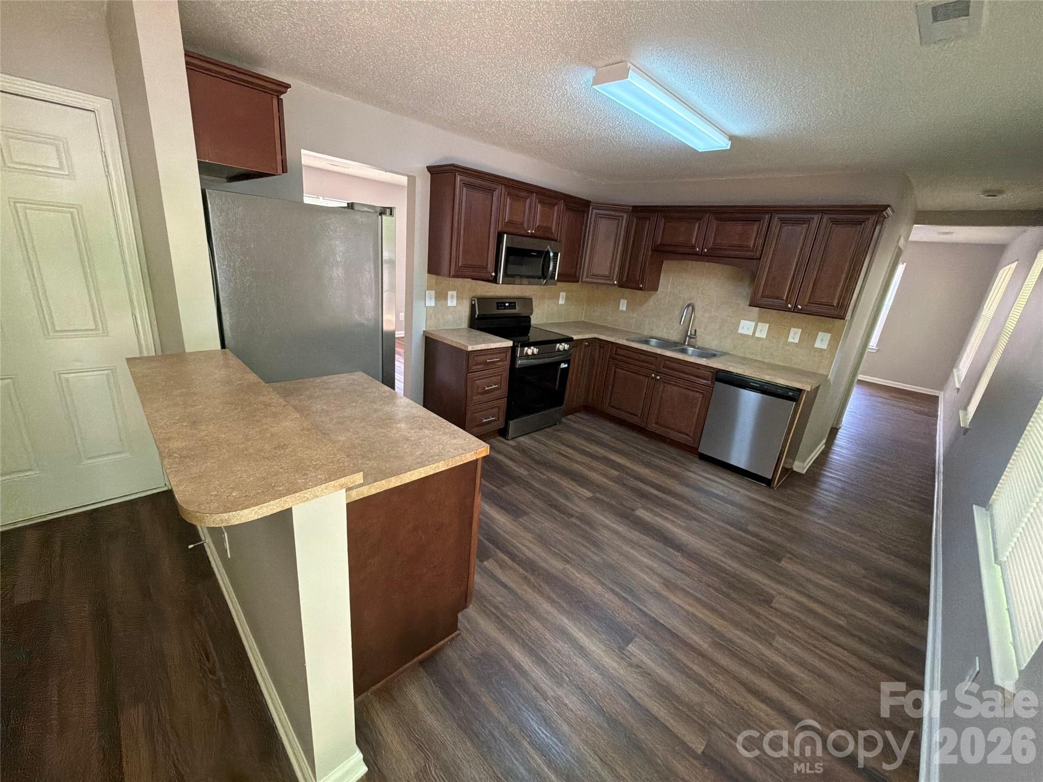 Running Deer - Residential