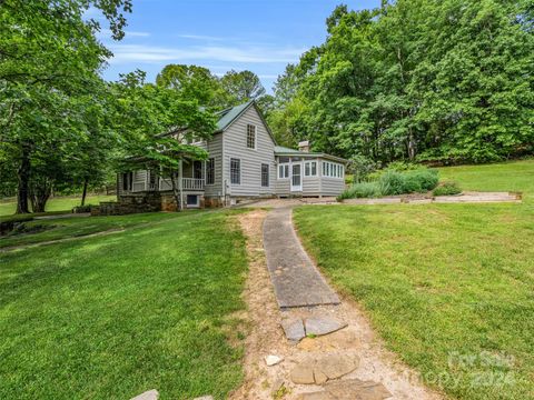 A home in Mill Spring