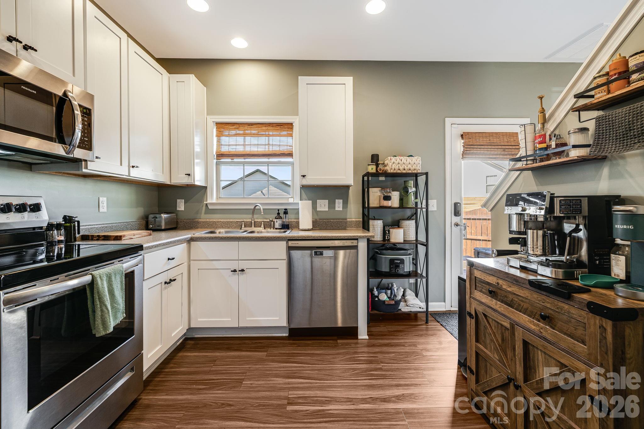 Sycamore Cottages - Residential