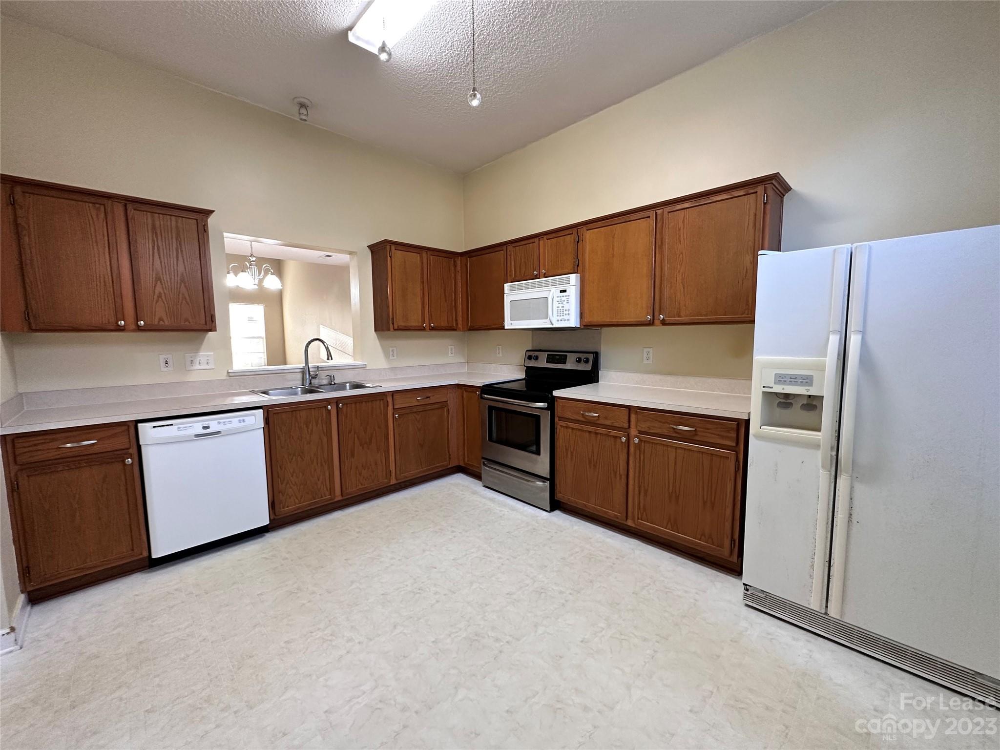 Barron Estates - Residential Lease