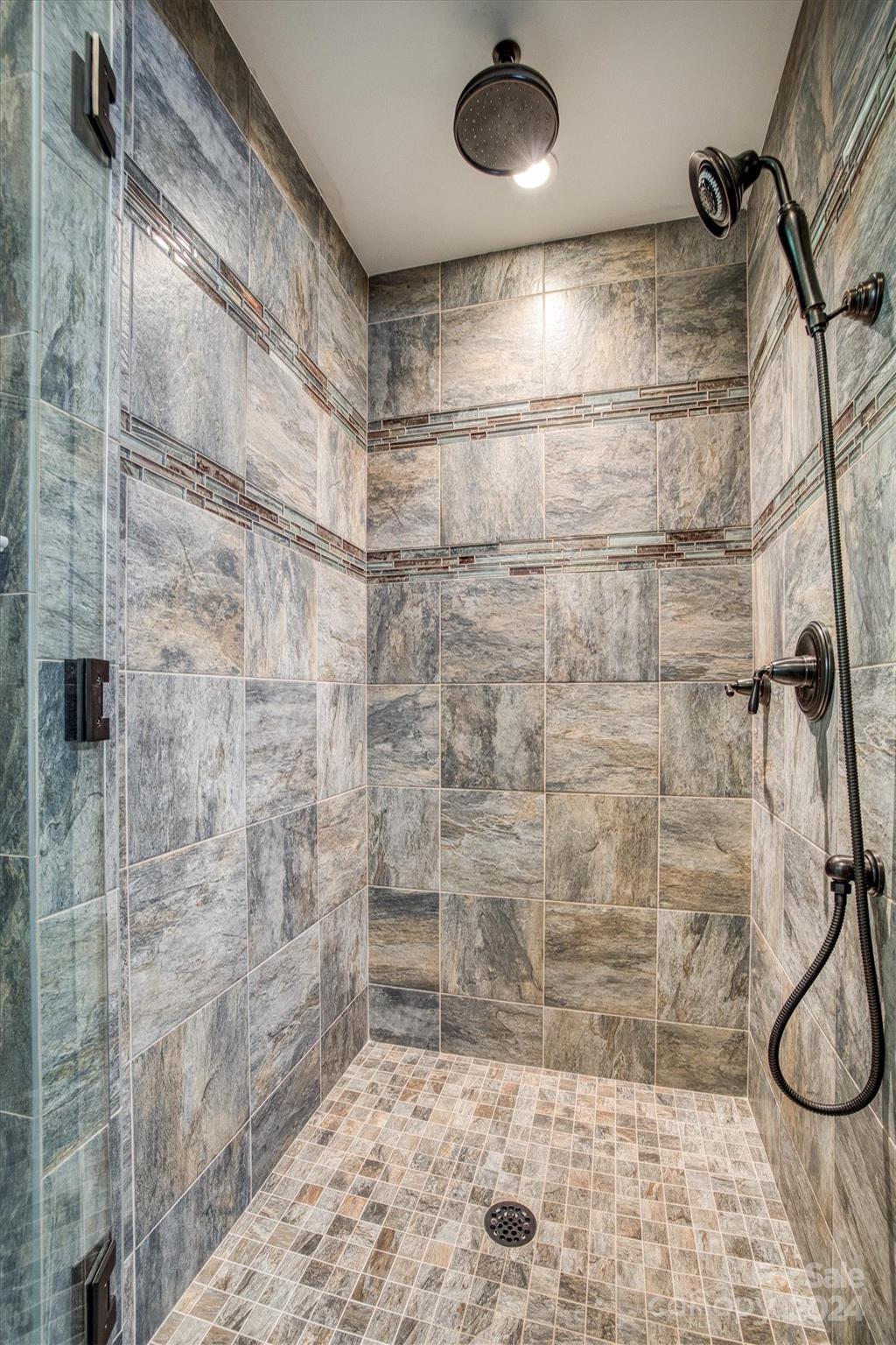 Paradise Harbor - Residential