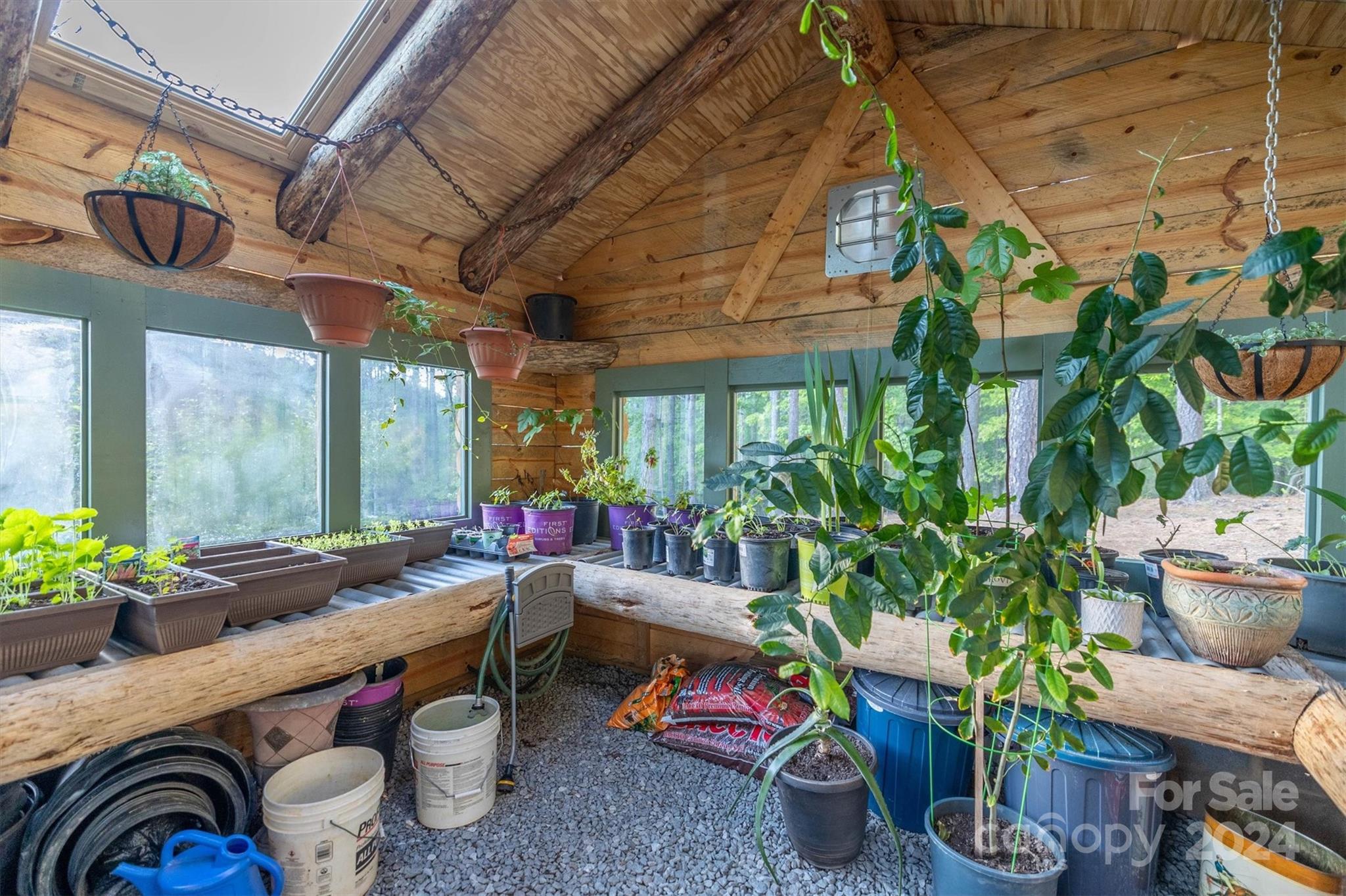 Paradise Harbor - Residential