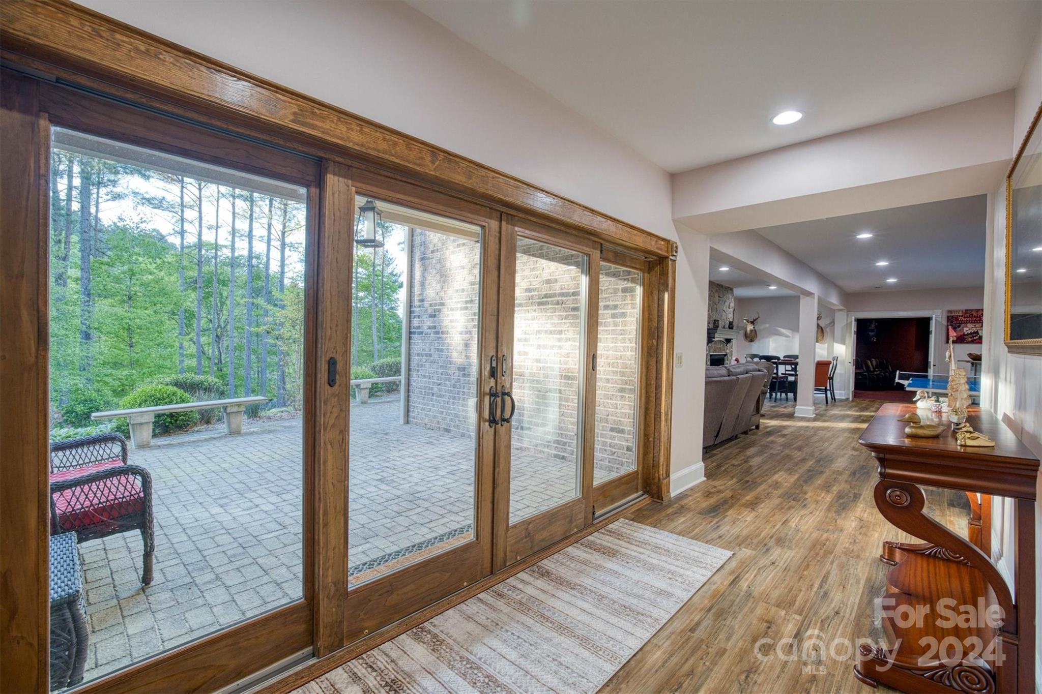 Paradise Harbor - Residential