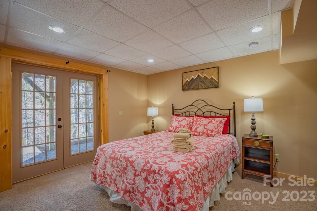 Christmas Mountain - Residential