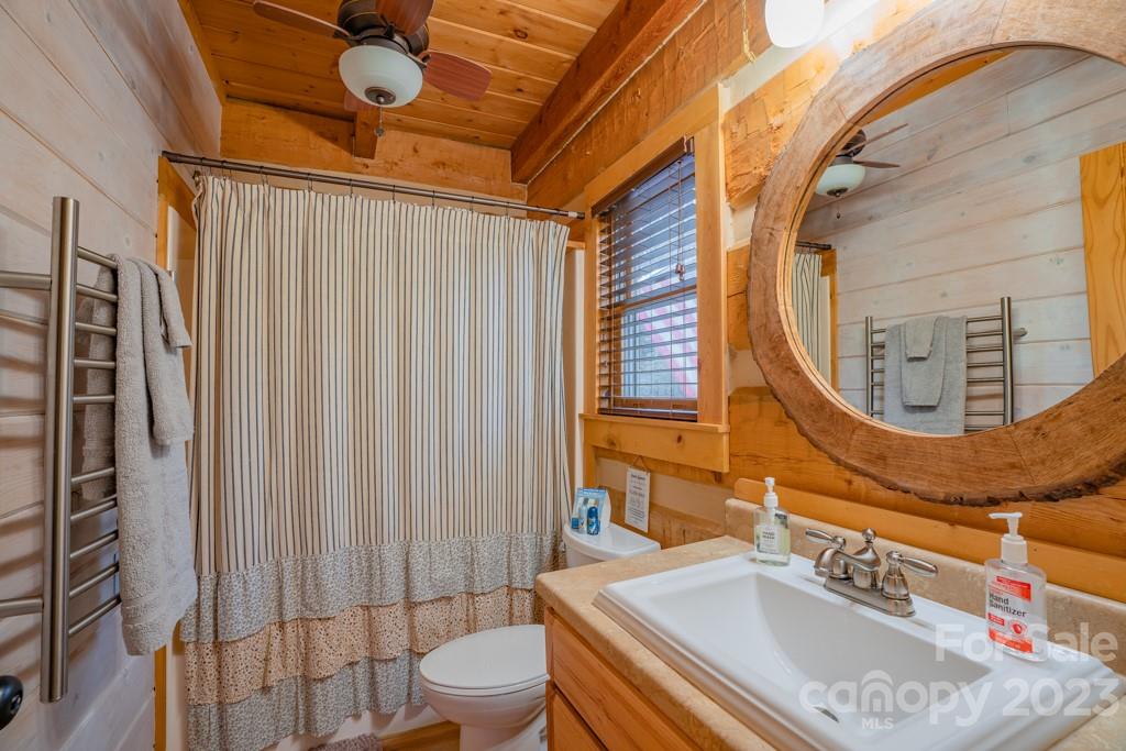 Christmas Mountain - Residential