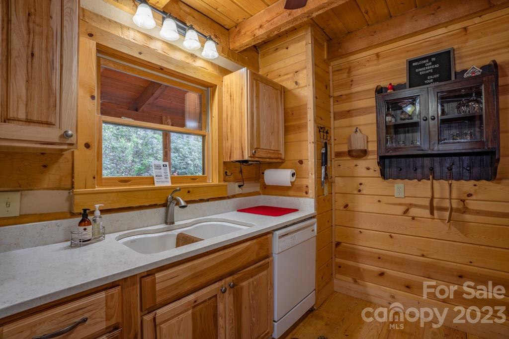 Christmas Mountain - Residential