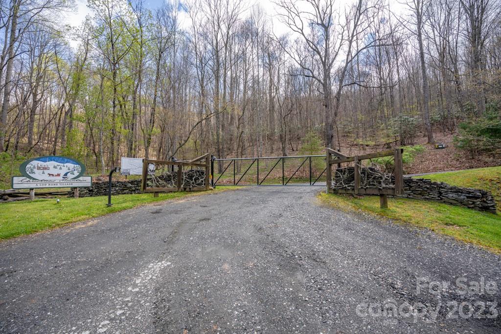 Christmas Mountain - Residential