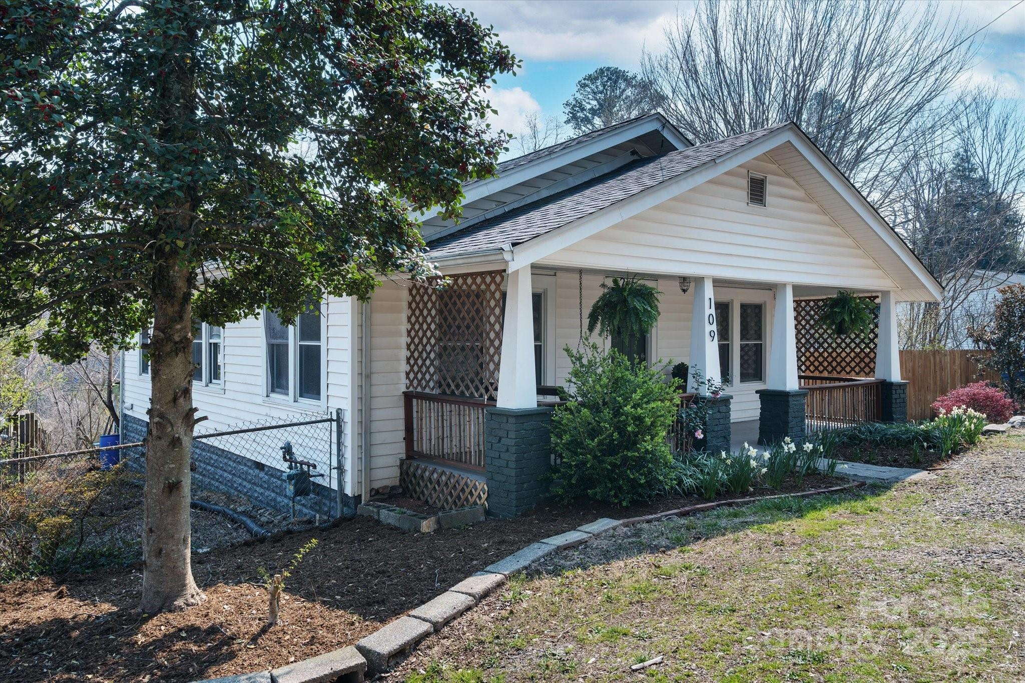109 Rock Hill Road