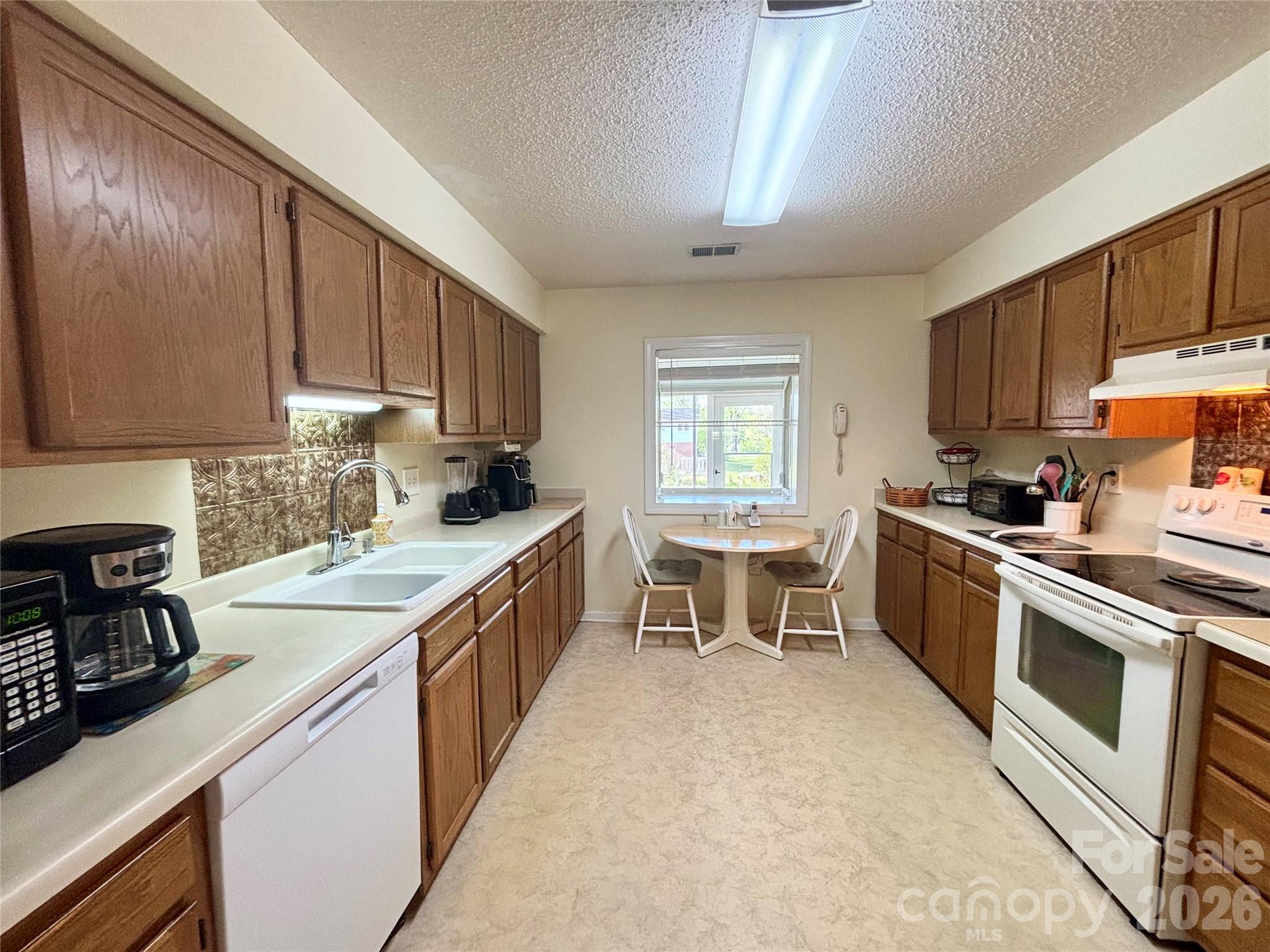 Blue Ridge Villas - Residential