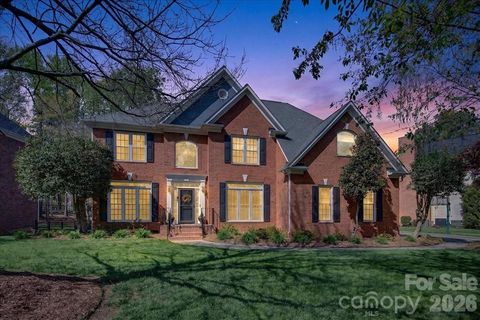 Photo of 9923 Bayart Way, Huntersville, NC 28078 (MLS # 4344662)