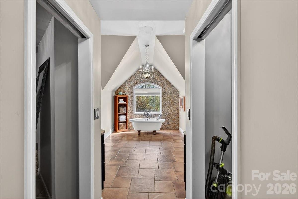 The Hamptons - Residential