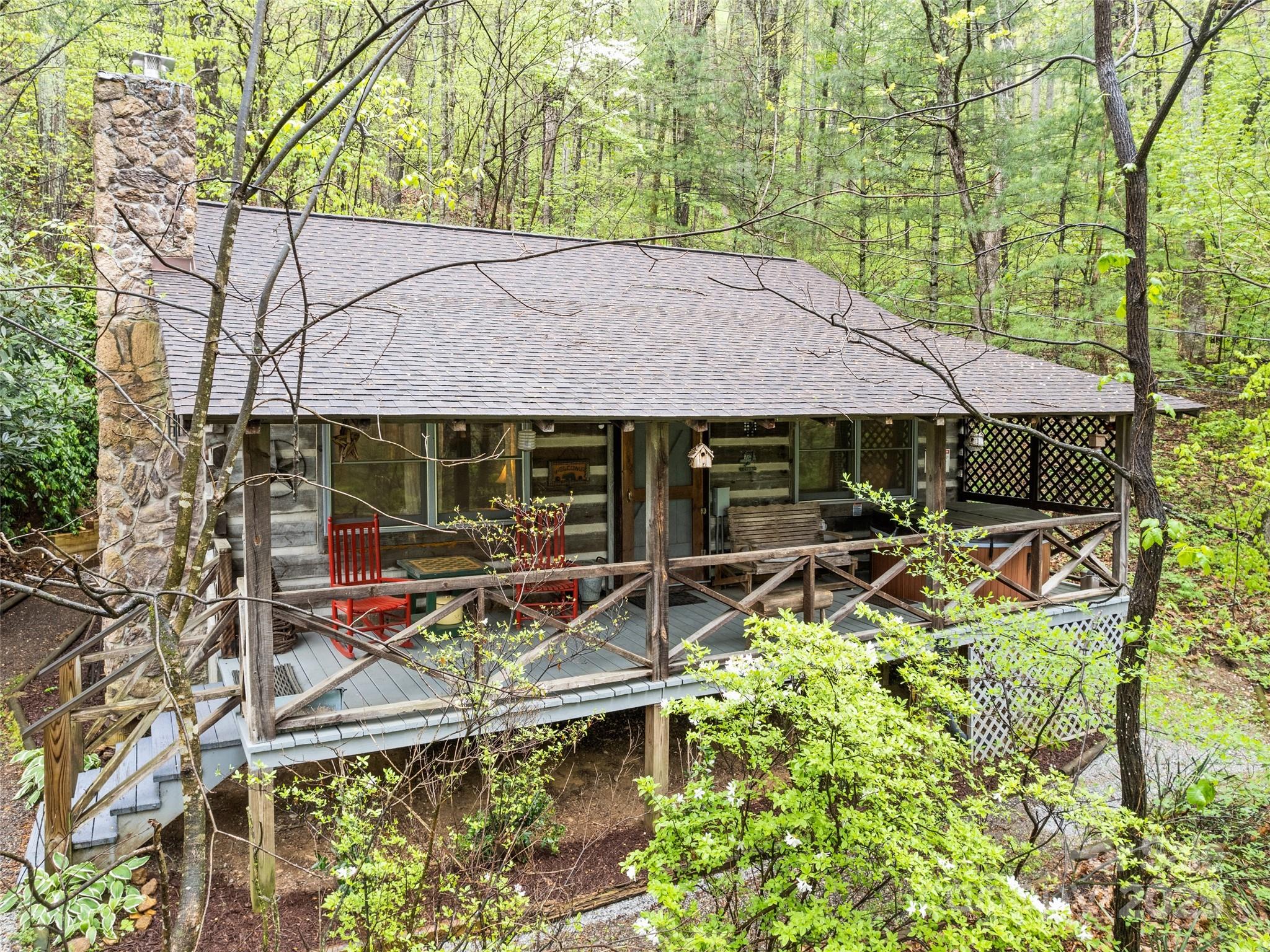32 Log Cabin Drive