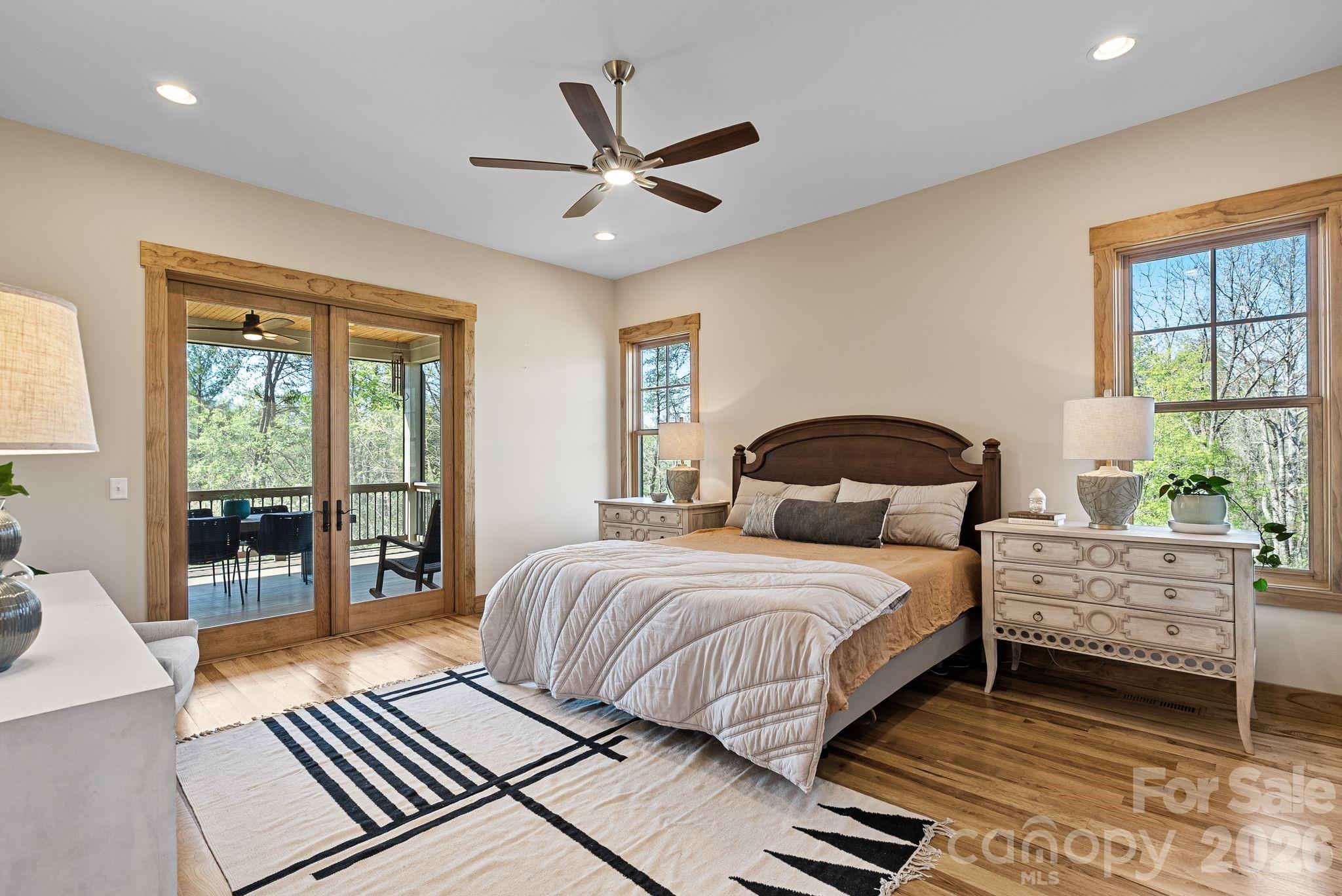 Sovereign Oaks - Residential