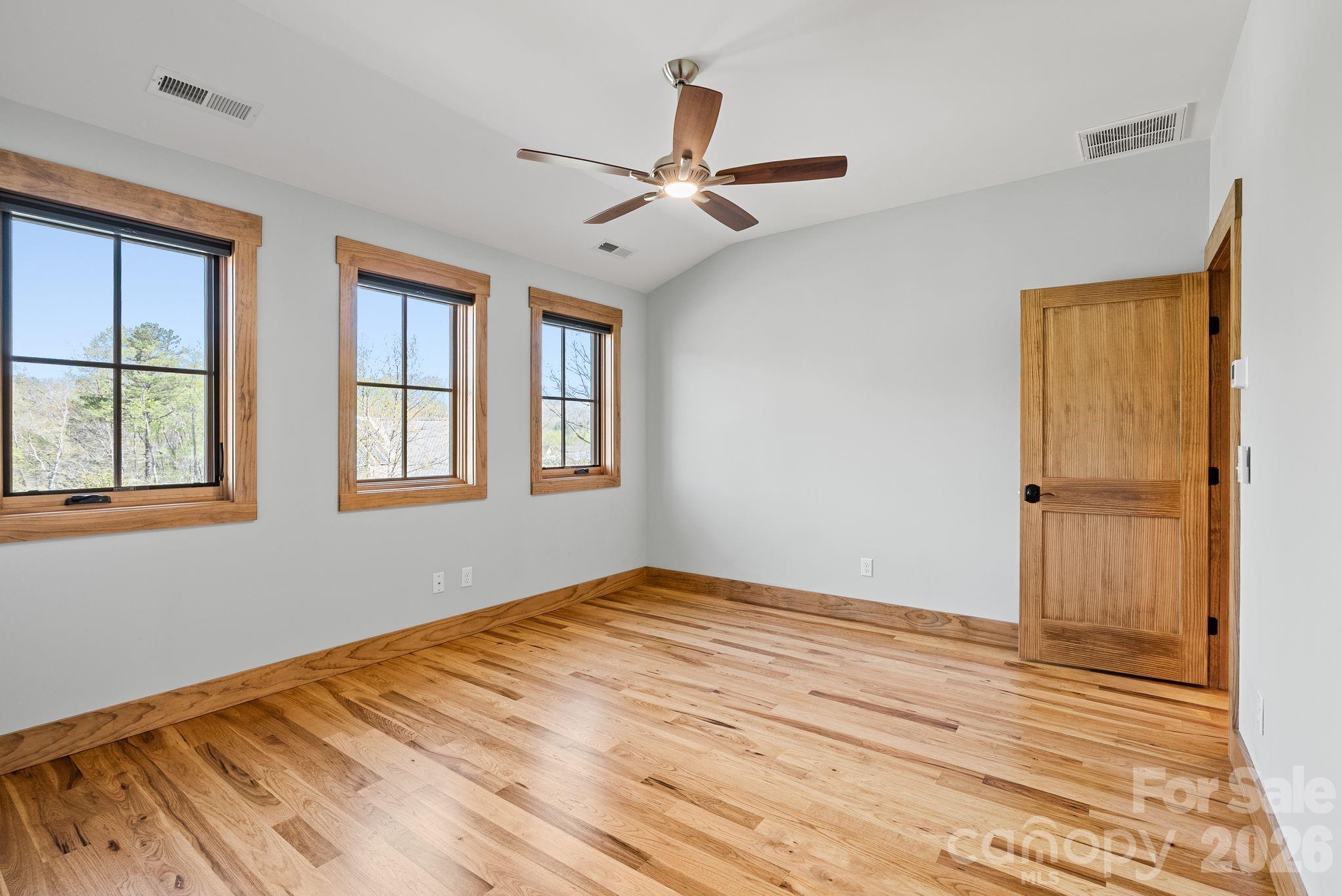 Sovereign Oaks - Residential