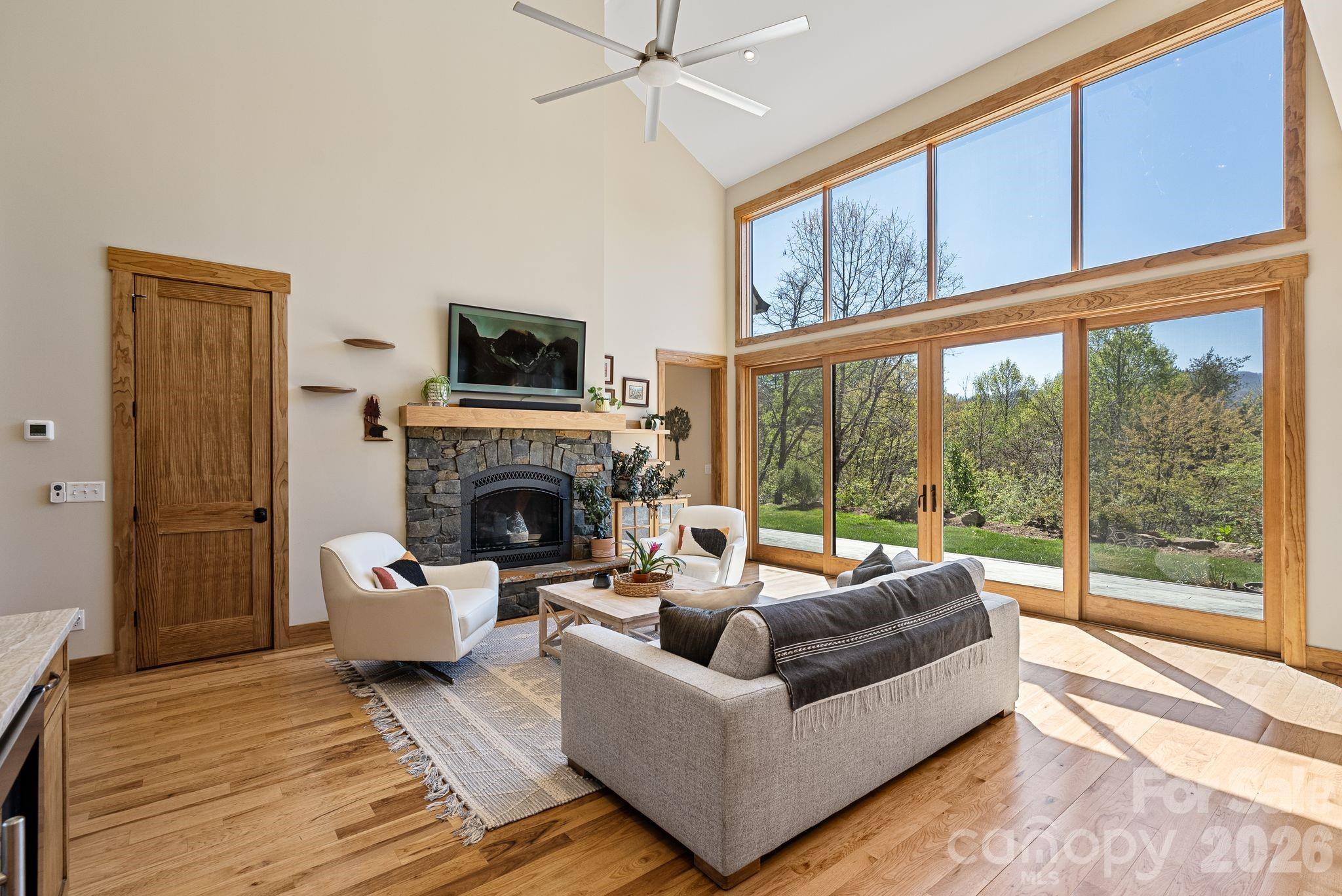 18 Majestic Oak Circle