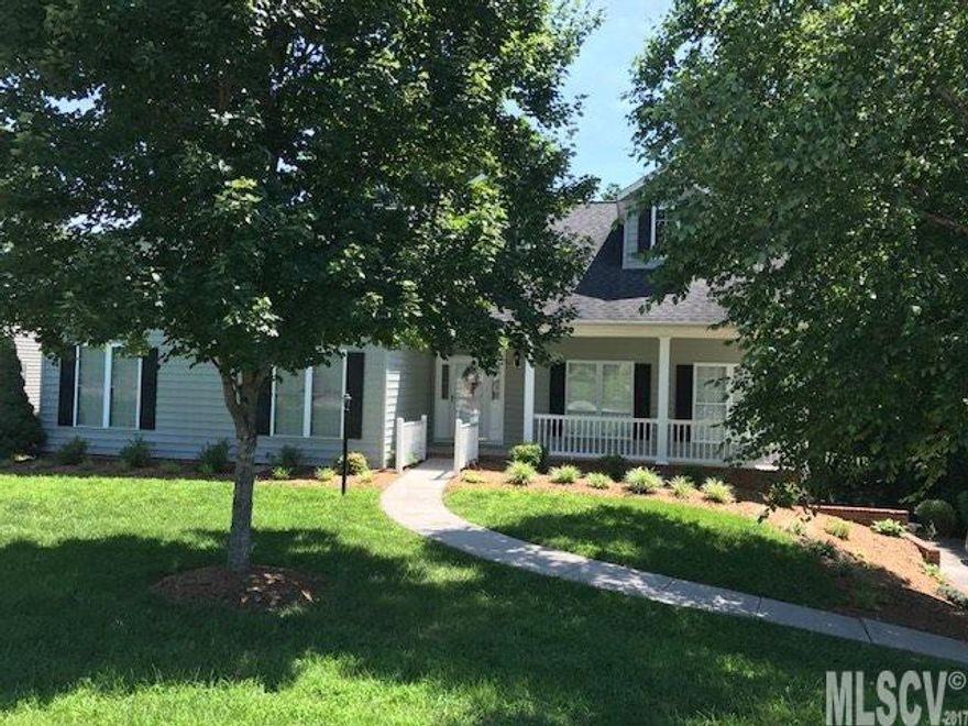 SUPER NEIGHBORHOOD IN ONE OF LENOIR'S NICEST AREAS A SKIP AWAY  FROM GREENWAY. LIKE NEW HOME IN LOWER CREEK AREA.  BEAUTIFULLY KEPT AND MAINTAINED.  FRESH PAINT , NEW LANDSCAPING. LIVING ROOM HAS GAS LOG FIREPLACE.  FORMAL DINING, EAT IN KITCHEN WITH LOTS OF CABINET SPACE.  FRENCH DOORS LEADING TO DECK. BEDROOMS ARE NICE SIZE AND MASTER HAS A GIGANTIC WALK IN CLOSET AND DOUBLE VANITIES IN THE MASTER BATH.  HARDWOODS  EXCEPT FOR CARPET IN THE BEDROOMS AND TILE IN THE BATHS.  BASEMENT IS HEATED AND COOLED BUT NOT QUITE FINISHED SO NOT COUNTED AS HEATED SQUARE FOOTAGE..  PLUMBED FOR ANOTHER BATH. BRAND NEW HOT WATER HEATER.  SOME FURNITURE AND TOOLS NEGOTIABLE.