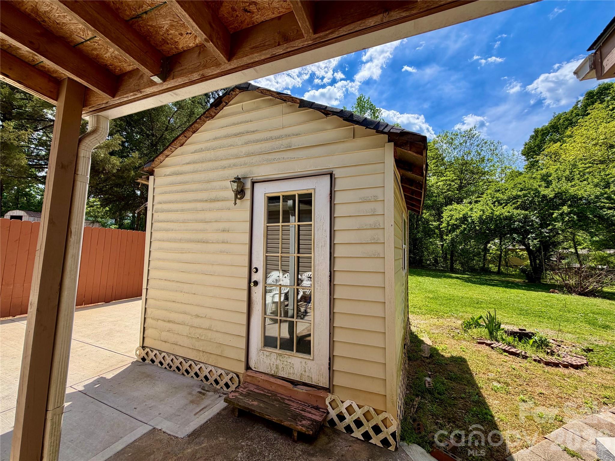 Crystal Creek - Residential