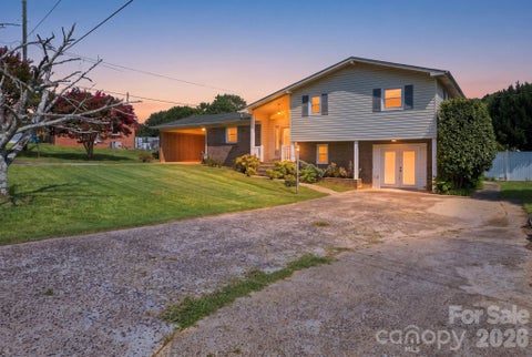 Photo of 19 Pj Mcree Road, Maiden, NC 28650 (MLS # 4414681)