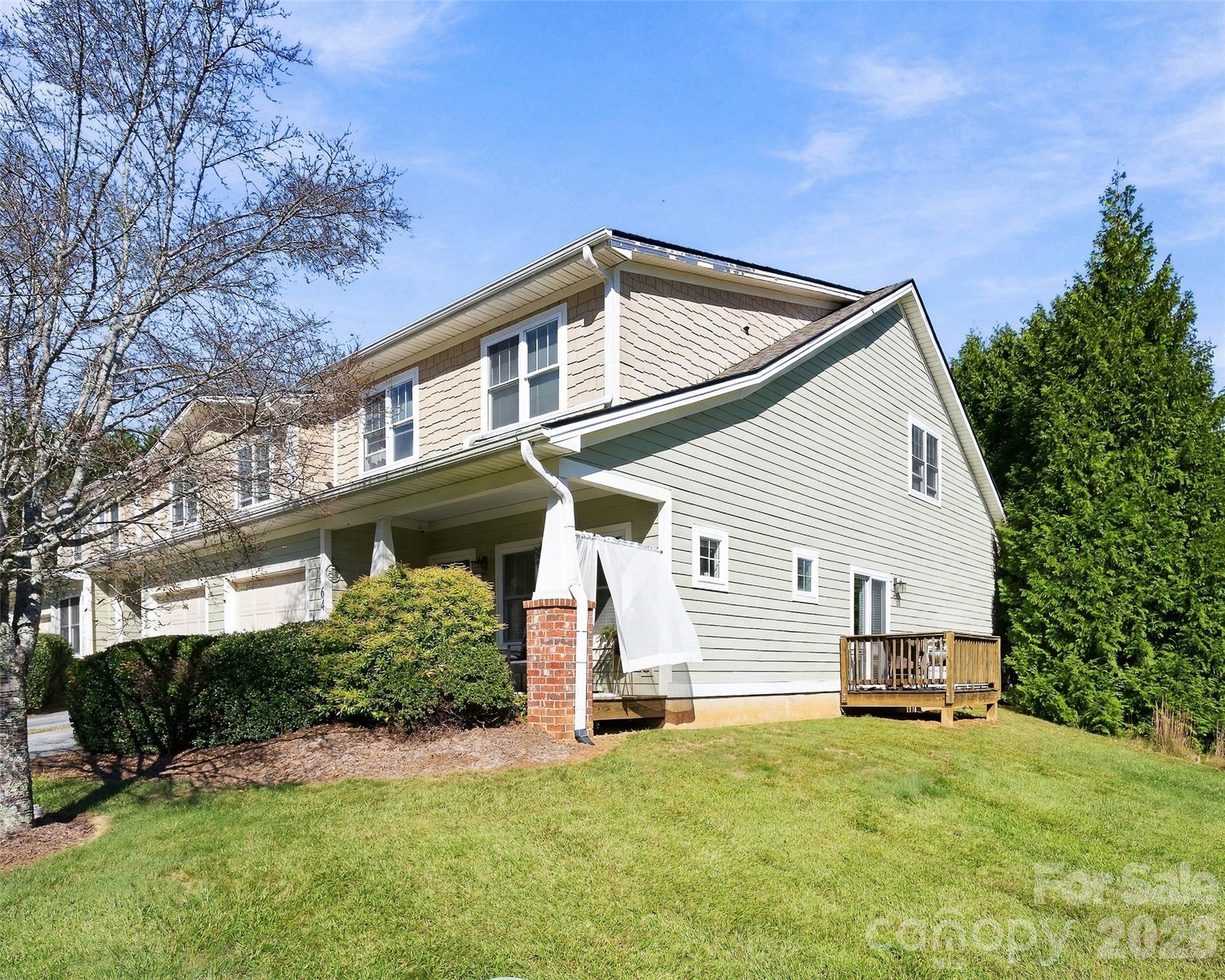 64 Fox Briar Drive