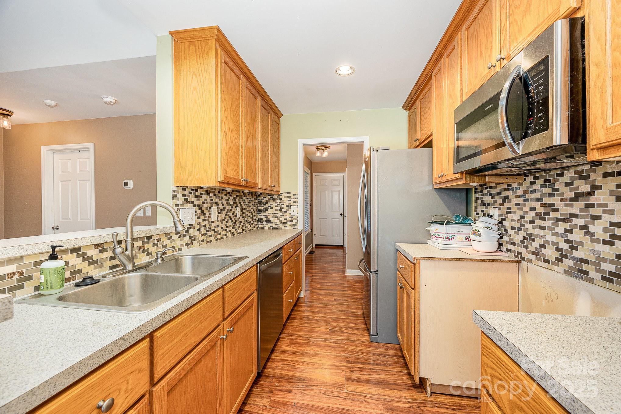 610 Mountain Place