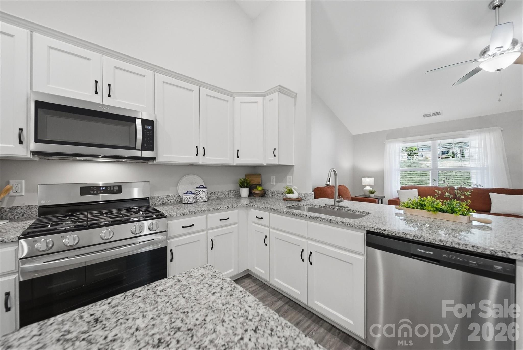 Tanglewood Place - Residential