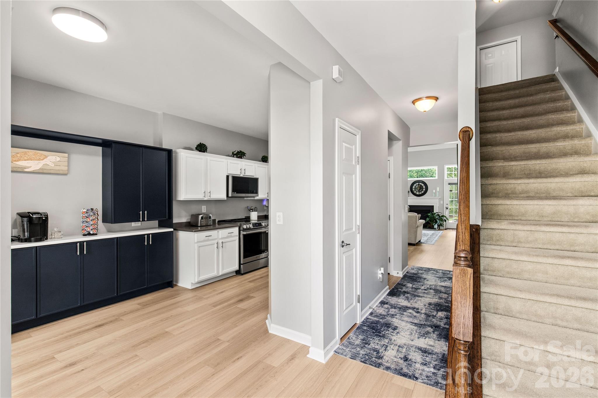 3022 Cabot Way